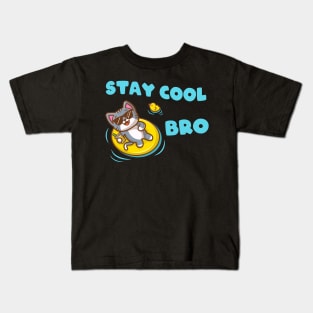 Stay Cool Bro funny Cat in Swimmingpool Kids T-Shirt